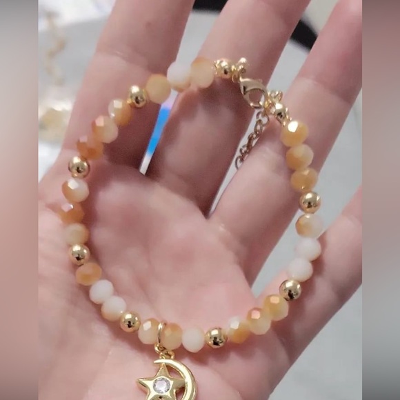 Bracelets - Picture 1 of 1